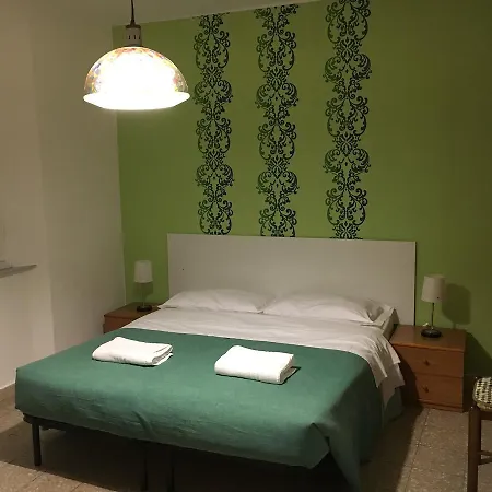 Maison d'hôtes Pisa Lodge B&B Hostel Pise